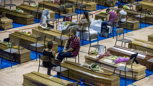 Journée de deuil national en Italie et premières funérailles