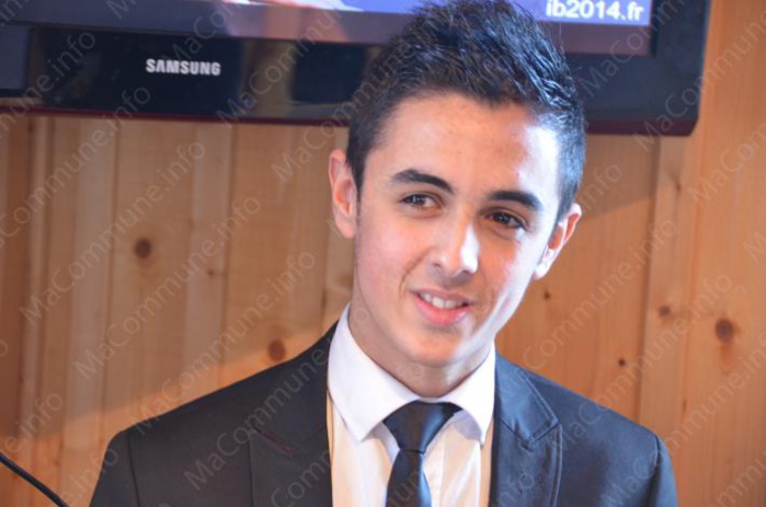 À 21 ans, il est candidat à la présidentielle de 2017 en France