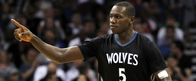 [VIDÉO] Sacramento vs Minnesota : Encore un double-double pour Gorgui Dieng (14 pts, 13 rbds)