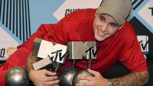 Justin Bieber rafle la mise aux MTV Europe music Awards