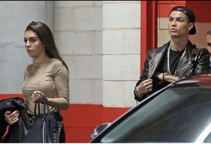 Cristiano ne se cache plus avec Georgina