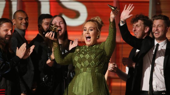 Grammy Awards : Adele triomphe et entre dans l'Histoire