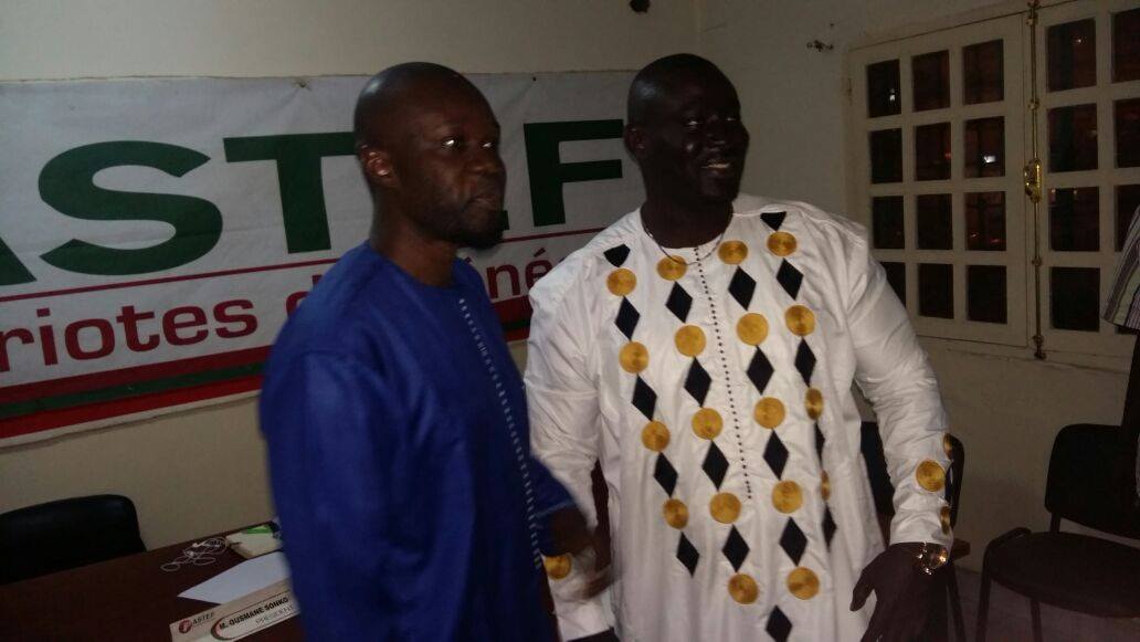 Ousmane Sonko recrute dans l’arène