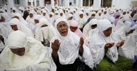 Indonésie: une fatwa contre le mariage des enfants