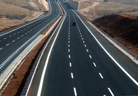 "L’autoroute Ila Touba sera livrée un an avant la date indiquée" (ministre)