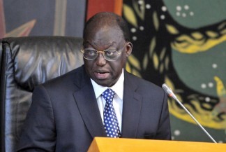 « Le Sénégal marche kuko nagu, ak kuko nanguwul »