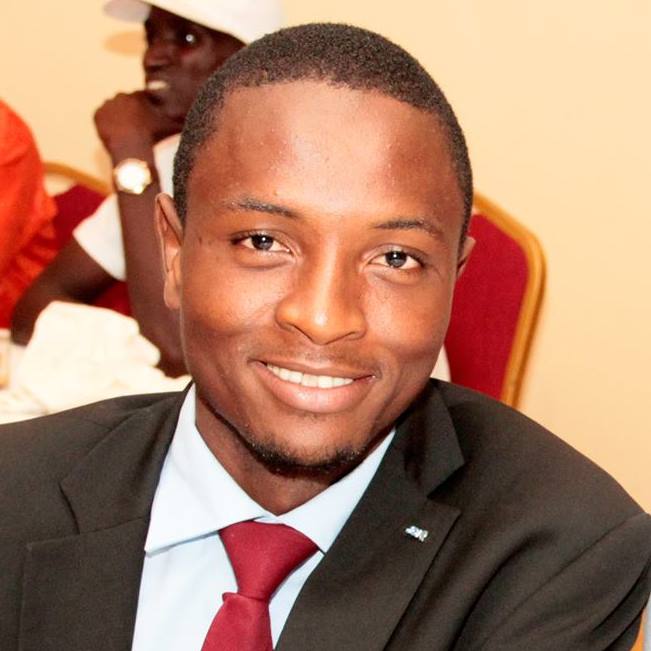 Réagissant aux propos selon lesquels le président aurait zappé sa jeunesse, Moussa BALDE chargé de la formation de la COJER Nationale indique que c’est faux et totalement faux.