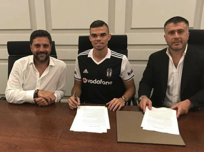 Officiel : Pepe signe au Besiktas et lâche le PSG !
