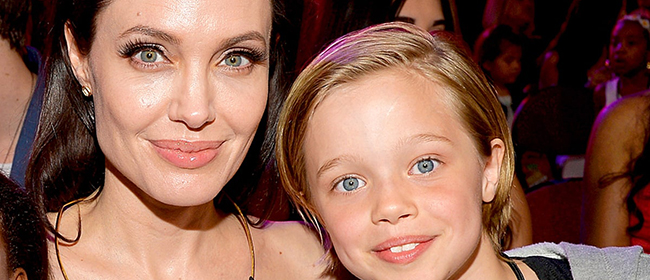 Brad Pitt et Angelina Jolie: leur fille Shiloh veut entamer un traitement hormonal pour devenir un garçon