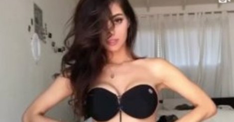 Ce soutien-gorge adhésif star d'Instagram ne fait pas l'unanimité