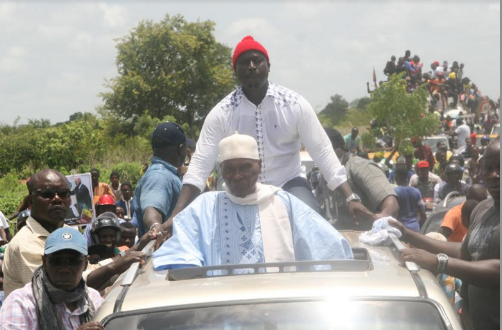 Législatives 2017 # Accueil populaire de Me Wade à Kolda