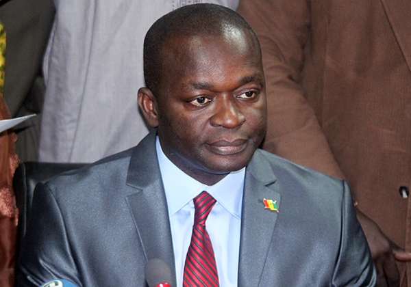 Alioune Sarr sert une citation directe à la radio Sud Fm