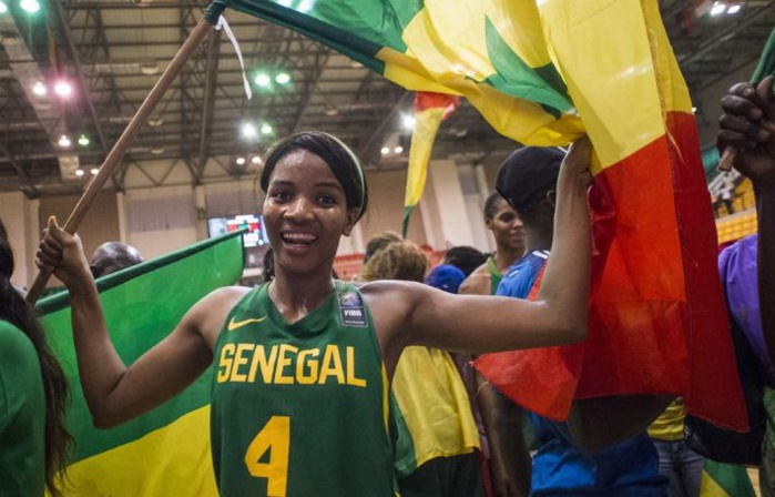 Oumou Khayri Thiam après la ½ gagnée contre le Mozambique : « En finale nous allons venir avec la rage de vaincre »