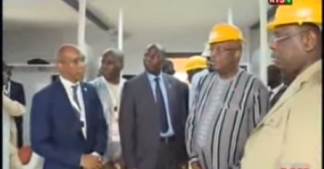 Le Président Burkinabé impressionné par les projets pharaoniques du Président Macky Sall