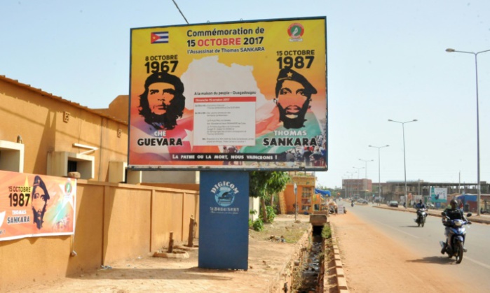Burkina : des manifestants réclament "justice" pour Sankara, 30 ans après sa mort
