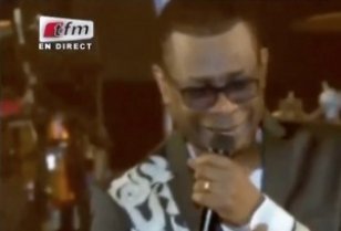 Grand Bal 2017 : You chante Aliou Cissé et les Lions devant Drogba et Hervé Renard