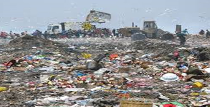 Après 45 ans d’exploitation, Mbeubeuss étouffe Malika (par Ndiogou Malick Niang)