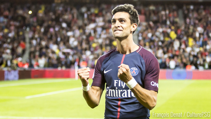 Pastore reste à Paris