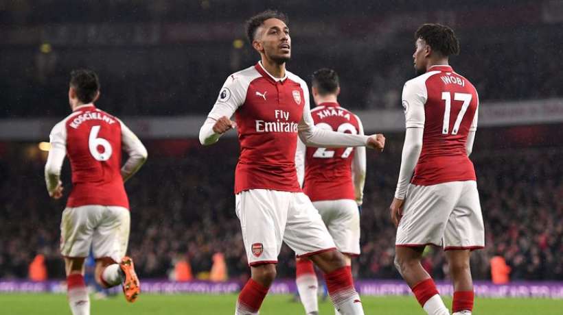 Ang. : Arsenal flambe, Aubameyang buteur