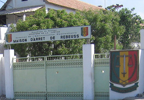 Privé de repas à Rebeuss: L’administration pénitentiaire s’explique sur le cas de Barthélemy Dias