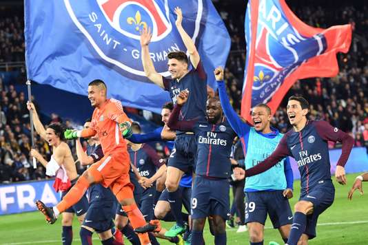 Paris étrille Monaco (7-1) et s'offre un septième titre de champion de France