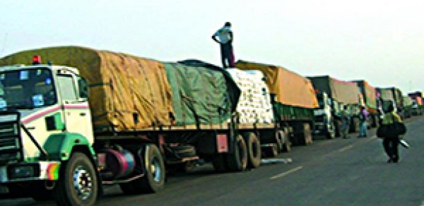 Axe Dakar-Bamako: Le calvaire des camionneurs sénégalais