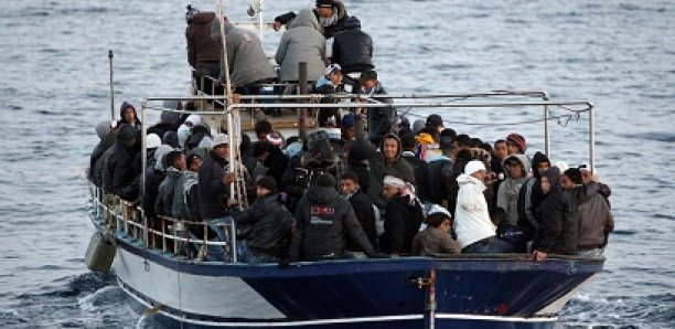 Naufrage d'un bateau de migrants au large de la Tunisie, plus de 45 morts