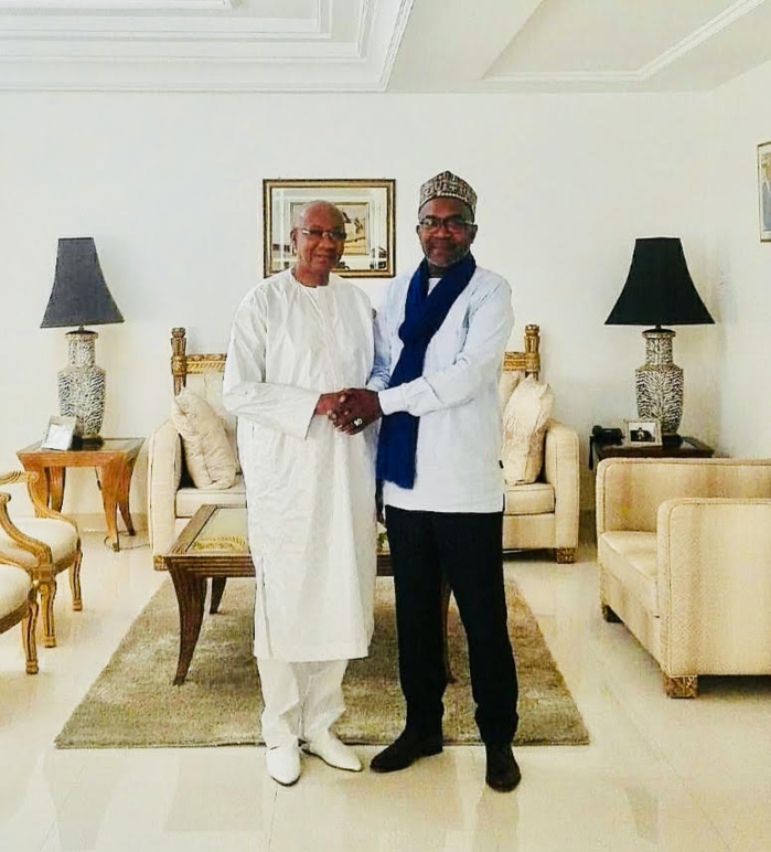 Pour changer! avec Hajibou! (Par Amadou Tidiane WONE)