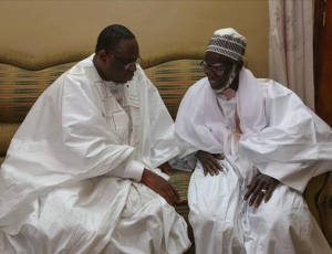 Macky Sall reçu par Serigne Mountakha Mbacké, hier