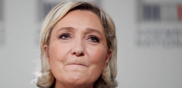 Emplois fictifs au Parlement européen : "Nous risquons la mort du Rassemblement national", déclare Marine Le Pen