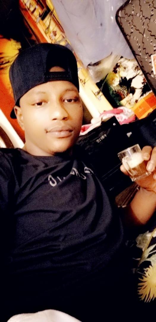 Altercation au Patio : Oumar Watt, pris à partie par des militaires français stationnés à Dakar, sombre dans le coma