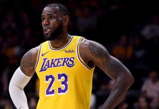 NBA-LeBron «La bagarre ? Je n’ai rien vu»