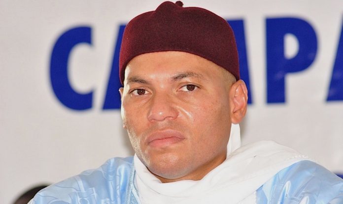 L’Etat vilipende Karim devant la Cedeao