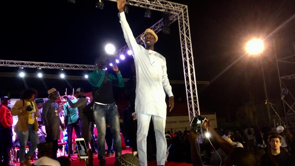 Sonko à Pikine : « Si Macky vole l’élection , on marchera sur le palais »