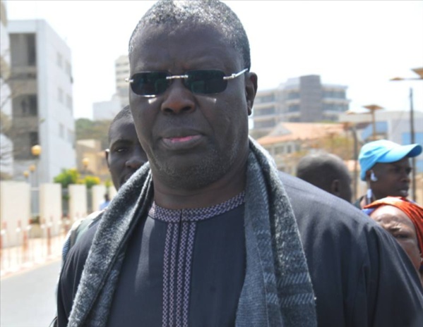Babacar Gaye dément Macky: «La Tonne de ciment n'a jamais coûté 80.000 FCFA en 2011-2012 »