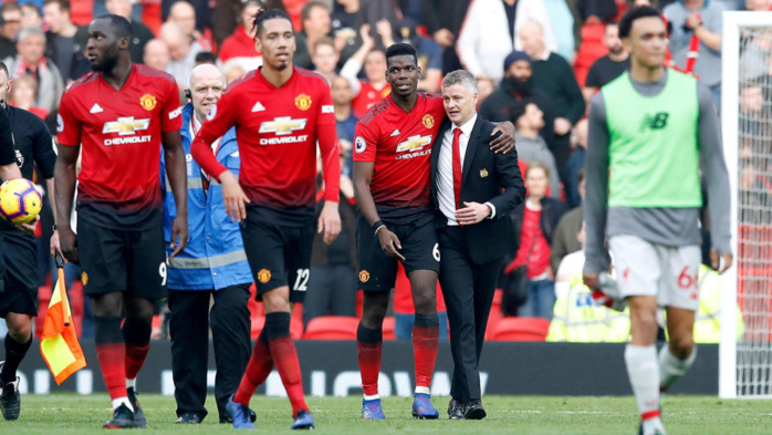 Manchester United : Les salaires vont baisser de 25% !