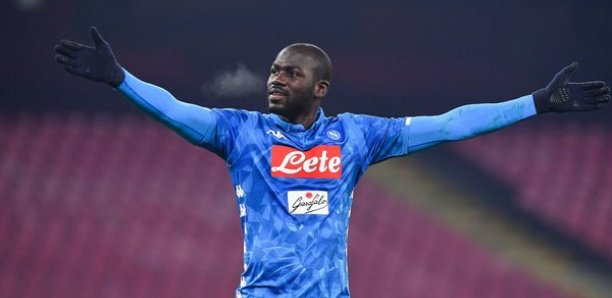 PSG : Sarri prêt à concurrencer Leonardo pour Koulibaly ?