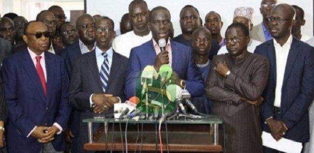 Petrogaz, hausse prix du carburant : Les ‘’Khalifstes’’ mettent du feu dans le ‘’Macky’’