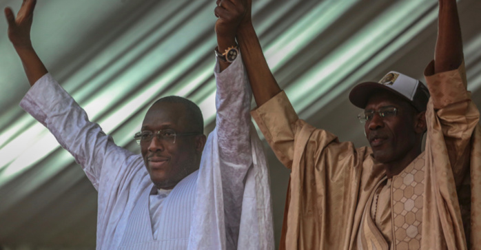 Pires ennemis hier : Quand Abdoulaye Daouda Diallo et Cheikh Oumar Hann se rabibochent et partagent le même véhicule