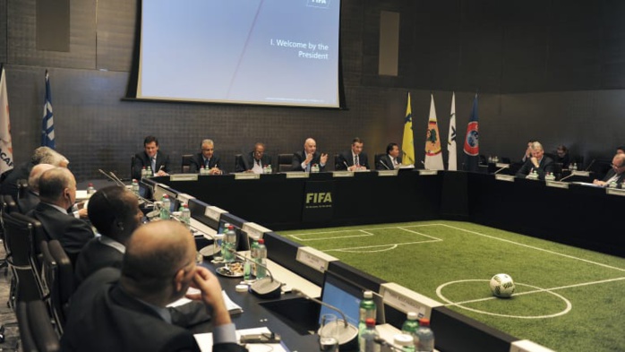 Football : La FIFA envisage de réformer le marché des transferts