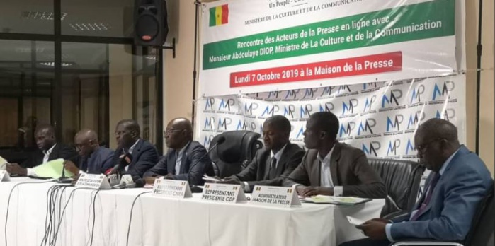 Rencontre ministre de la communication/acteurs presse en ligne : l’arrêté instituant la commission de validation de la nouvelle carte de presse signé