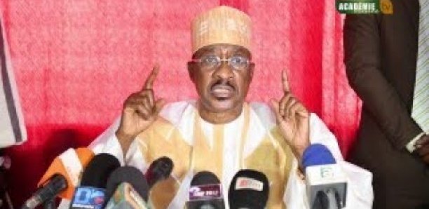 Me Madické Niang applique le Ndiguël du Khalif et arrête...