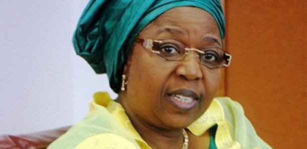 Traitement du Covid-19 : Eva Marie Cole Seck défend le Pr Didier Raoult