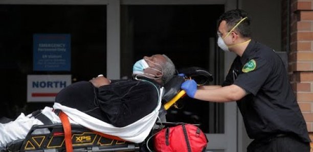 Coronavirus : près de 2 000 morts en 24 h aux États-Unis, lueur d'espoir à New York