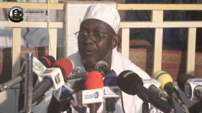 3ème mandat - Tripatouillages - Le fils du Khalife des Mourides "arme les sénégalais" et...