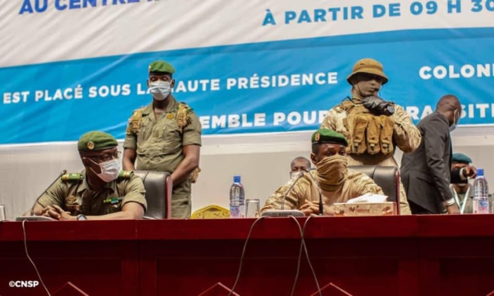 Mali : La Charte de la transition adoptée par les participants des concertations.