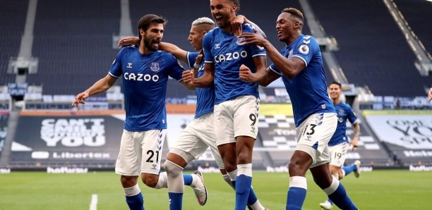 Everton : une offre de 40M€ pour un défenseur français ?