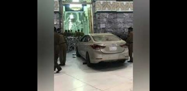 Mecque : une voiture fonce et percute la mosquée sacrée d’Al-Haram