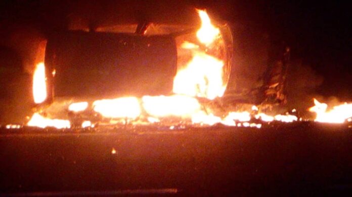 Incendie à Yoff : Une voiture 4x4 prend feu
