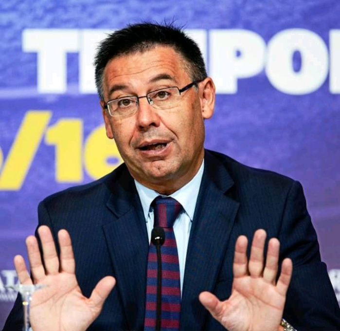 FC Barcelone : L'ancien président du club, Bartomeu, interpellé par la police.